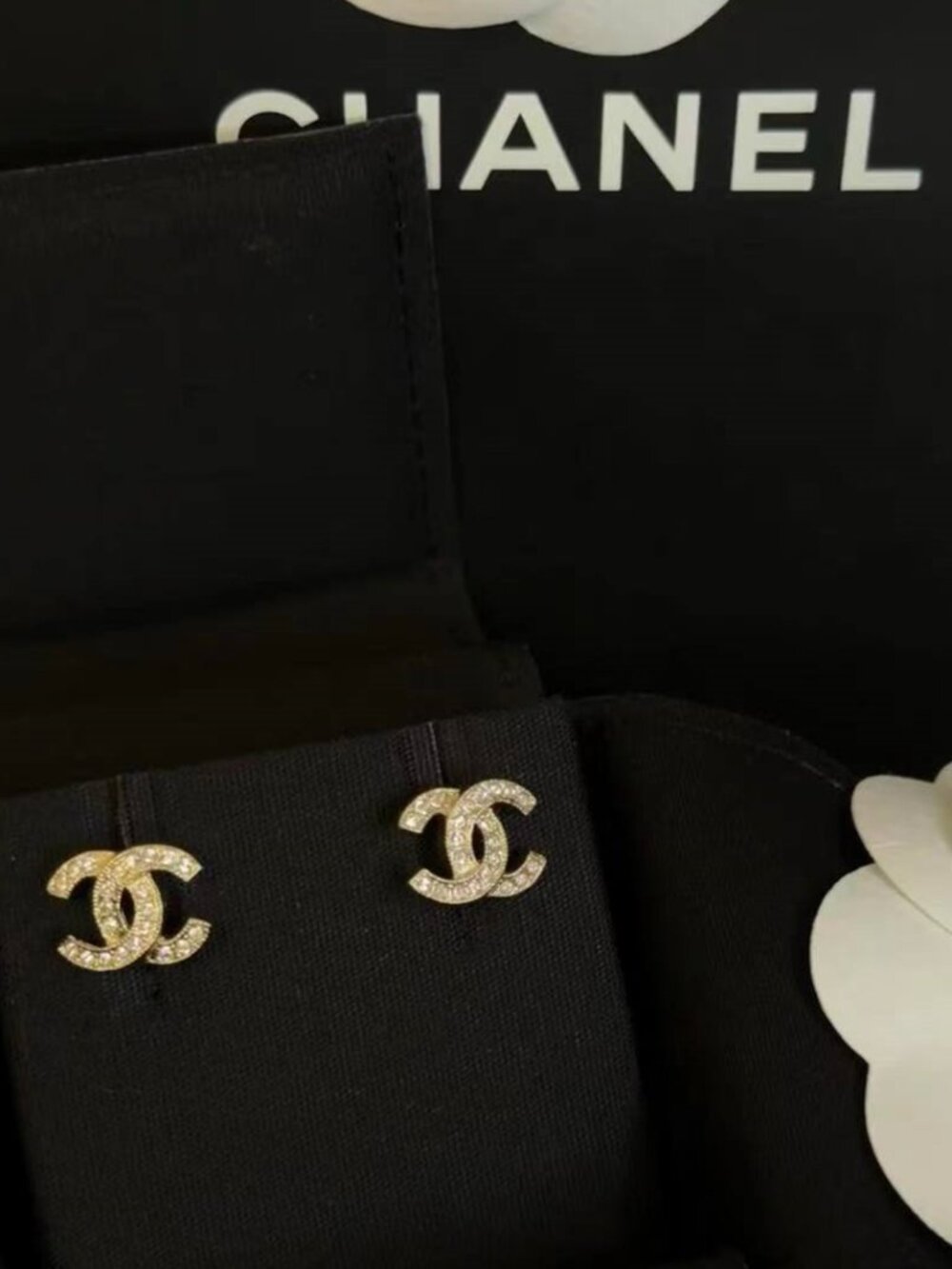 ✨ Chanel Gold Earrings